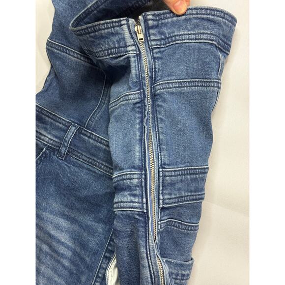 American Eagle Women's Strapless Shorts Denim Romper - Size 6 - Picture 2 of 6